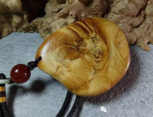 贵气的崖柏手把件,你玩过吗