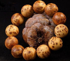 想让你的崖柏手串快速包浆吧,跟我看这里