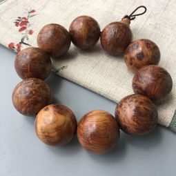 收藏级四川陈化料崖柏手串 时光凝练的自然瑰宝