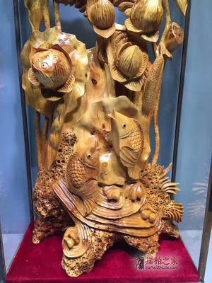 崖柏老料根雕“连年有余” 全立体镂空之精巧，大方之美